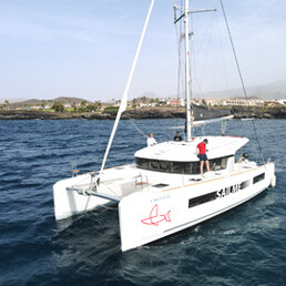 catamaran Lagoon 40 Eskimo