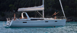 Mallorca Bareboat Sailing Yacht Oceanis 45 AVALON
