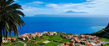 Set the course for the Canary Islands!