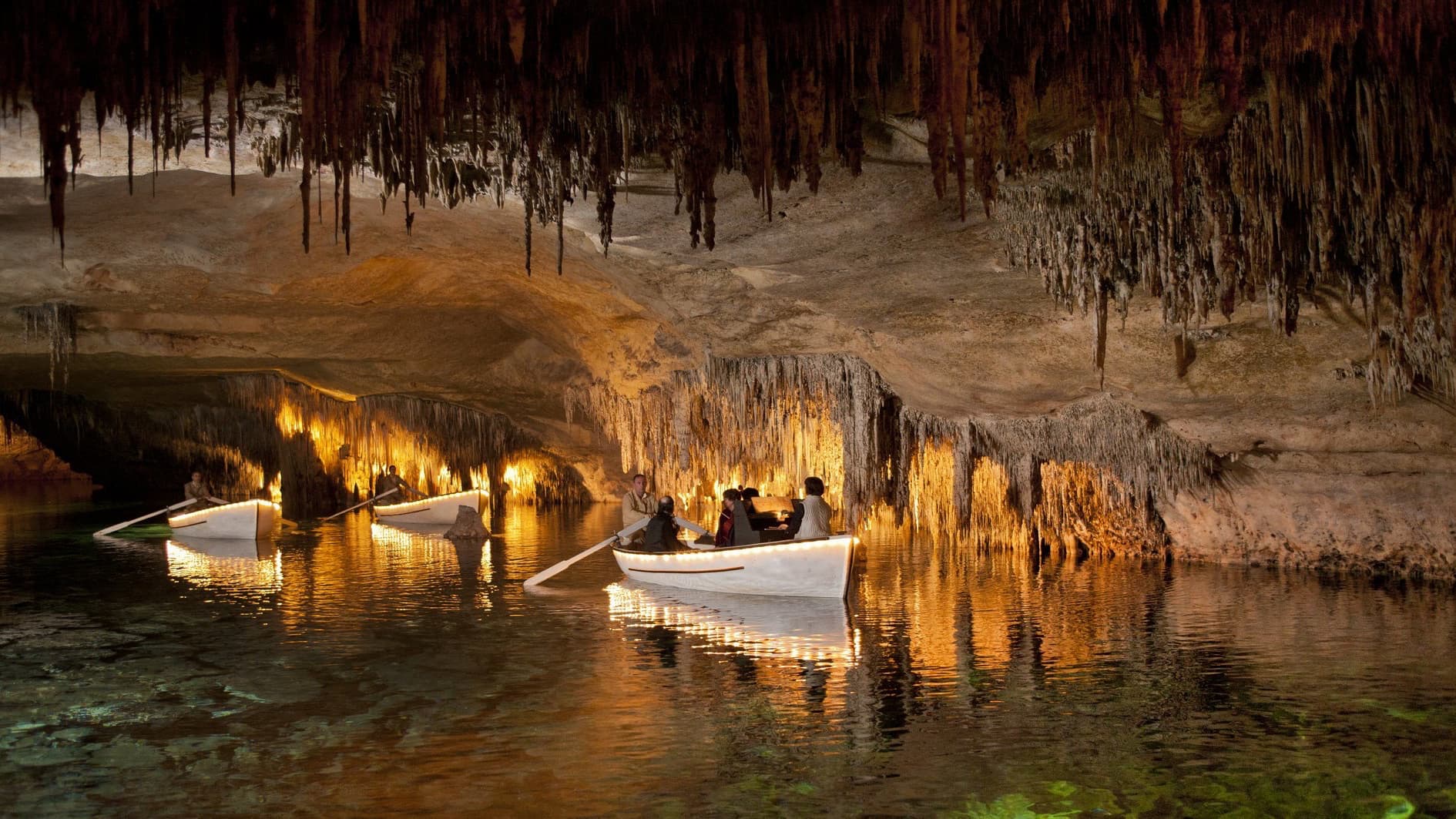 Dragon Caves, Mallorca