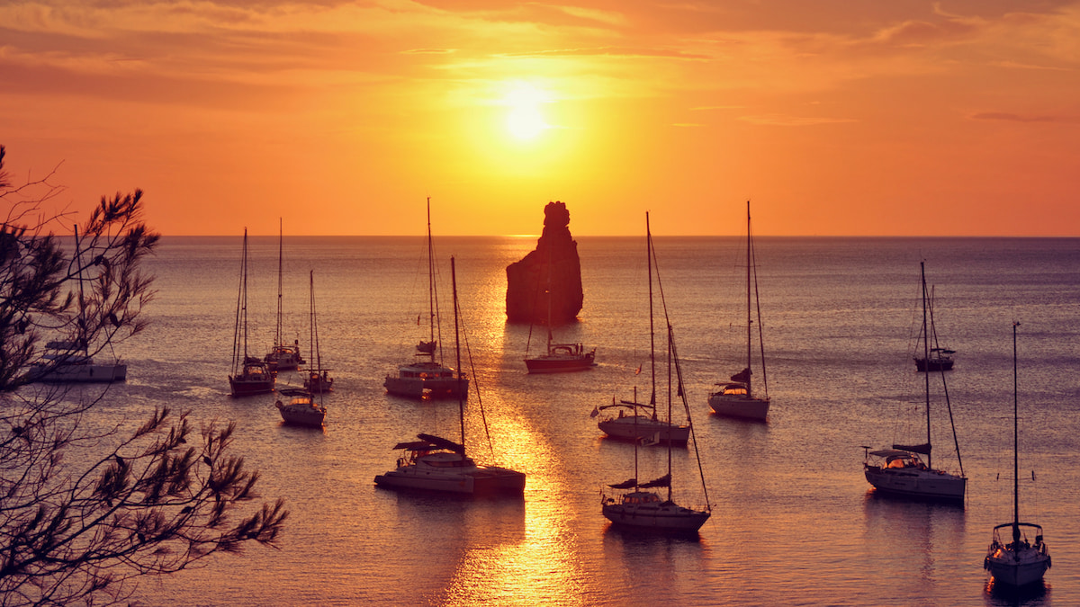 Cala Benirras Ibiza