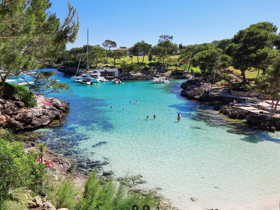 Cala Mitjana – secluded beach and peaceful yacht anchorage on Mallorca’s untouched shoreline