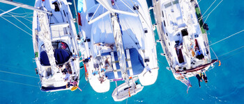 Las ventajas de un catamarán frente a un velero